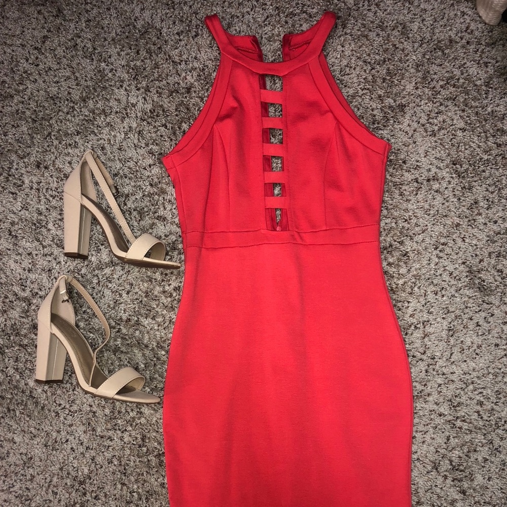 Halter Coral bodycon dress size medium - Picture 2 of 8